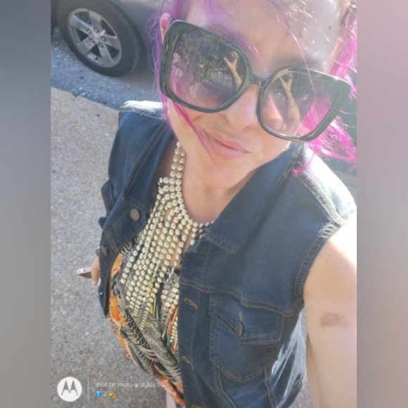 Meet your Posher, Z - Picture 3 of 3